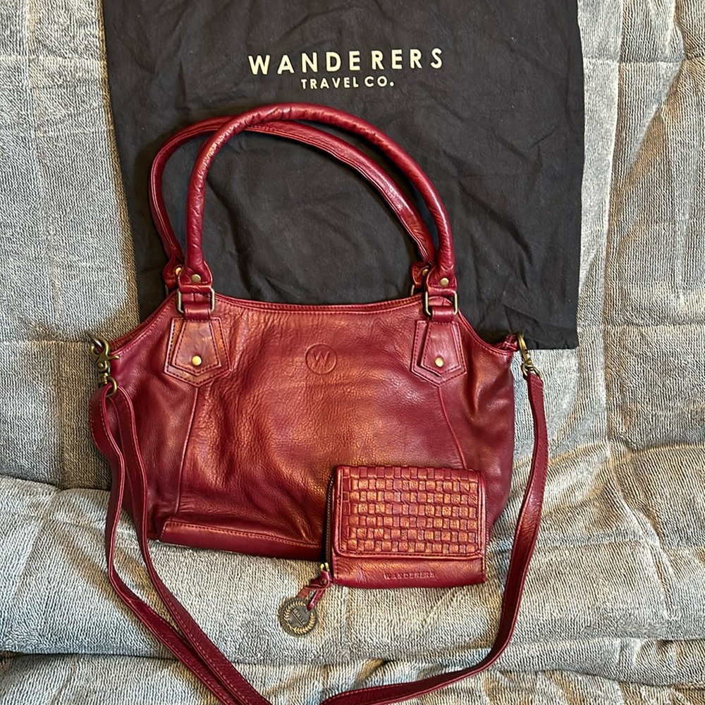Burgundy wanderers purse perfect condition dust bag and wallet